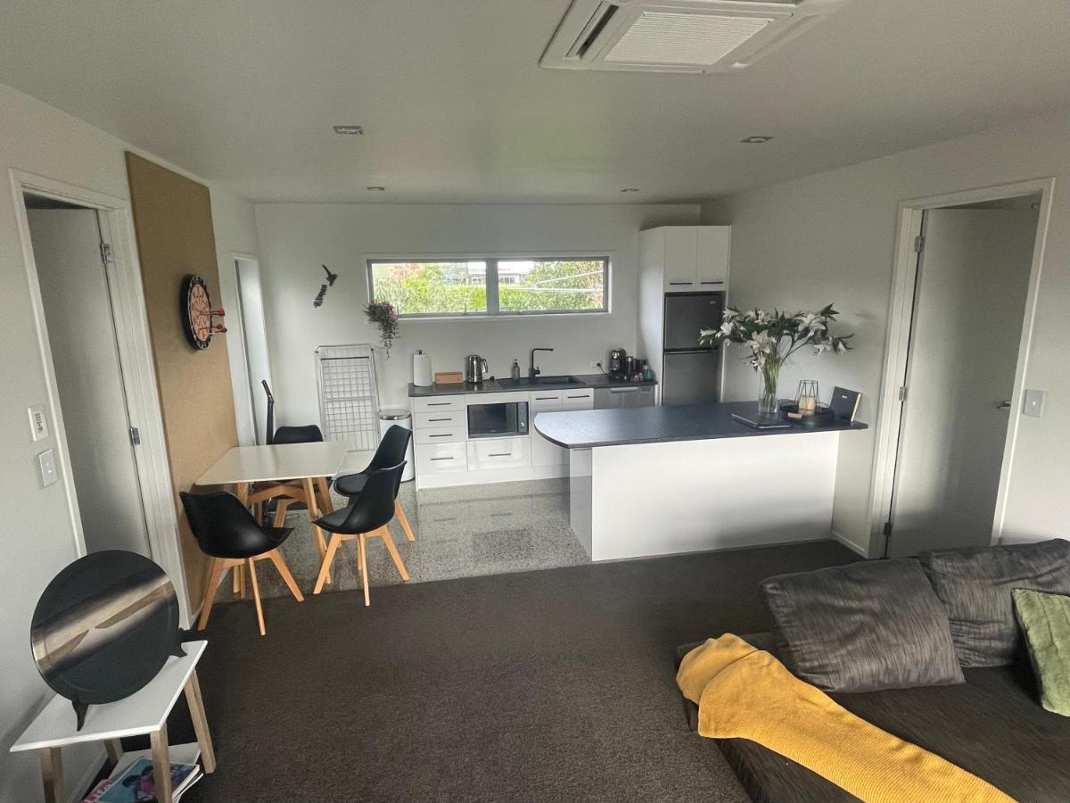 Titoki Grove Apartment Кеймбридж Екстериор снимка