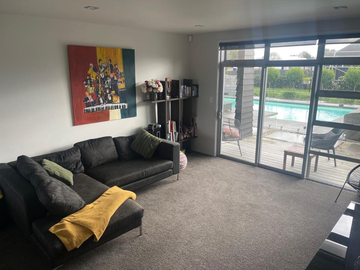 Titoki Grove Apartment Кеймбридж Екстериор снимка