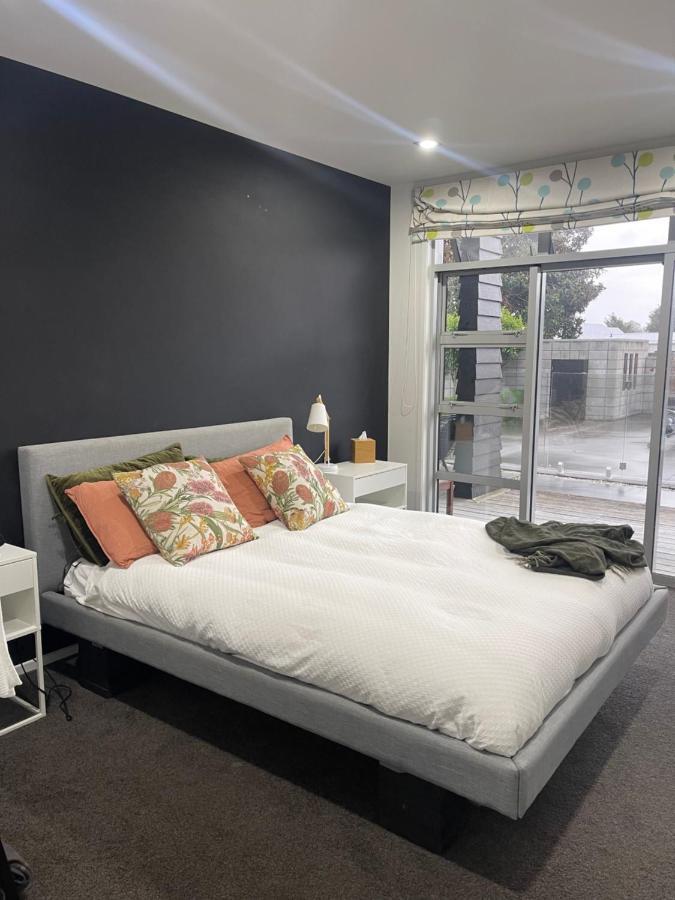 Titoki Grove Apartment Кеймбридж Екстериор снимка